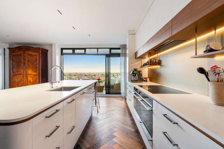 8C/36 James Cook Crescent Remuera_7