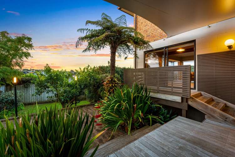 2/9 Newhaven Terrace Mairangi Bay_6