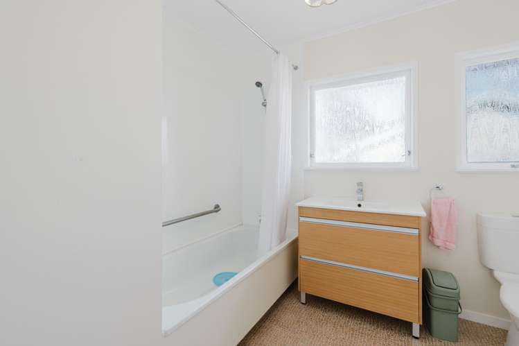 35 Alison Street Hamilton Lake_16