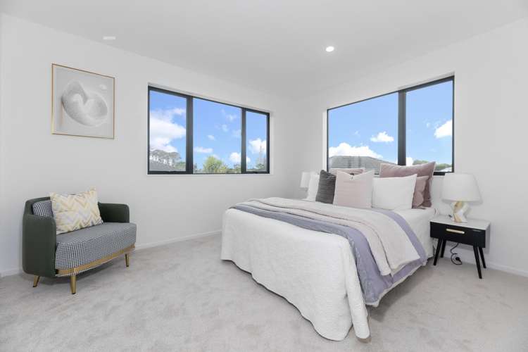 12E Karo Place Glendene_12