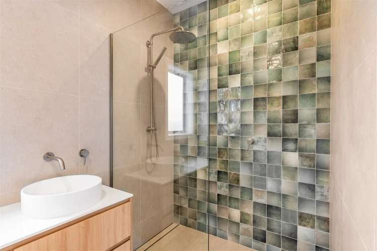 2 Tokoroa Road Tairua_2