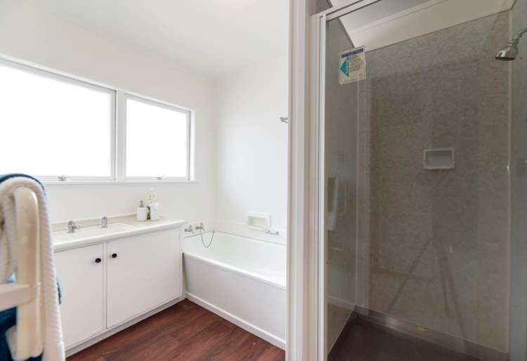 2/120 Titirangi Road New Lynn_13