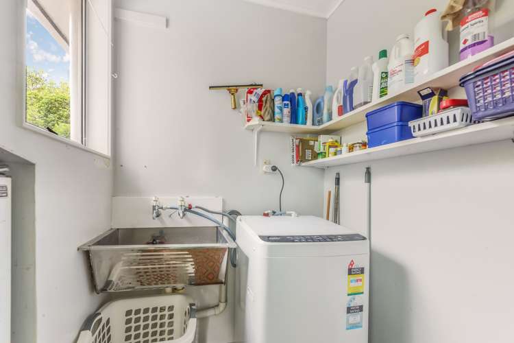 203 Waikawa Road Waikawa_13