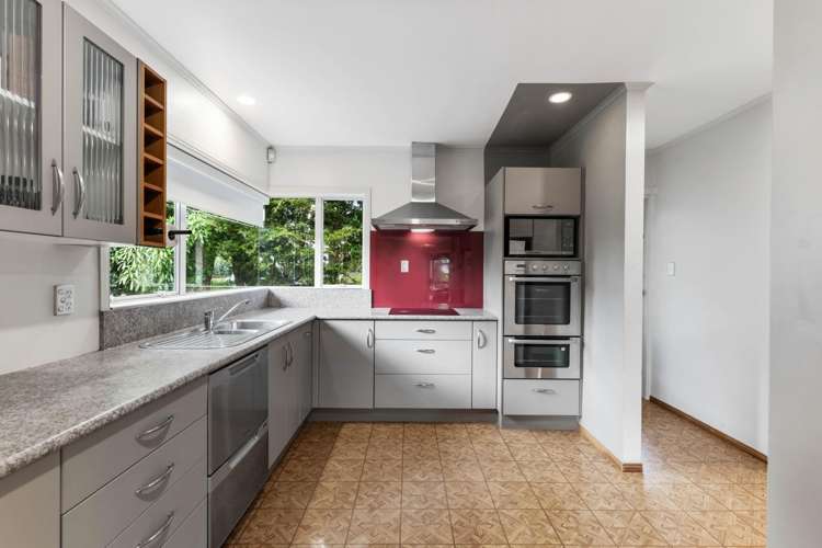 12 Magnolia Avenue Opaheke_10