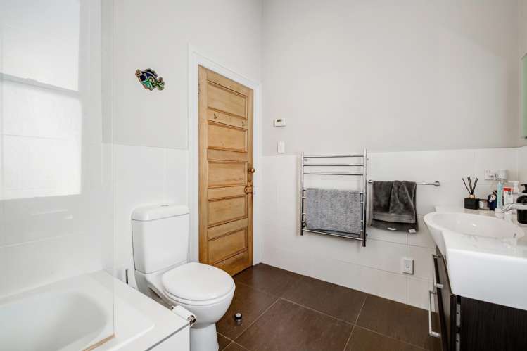 39 Roslyn Terrace Stanley Point_13