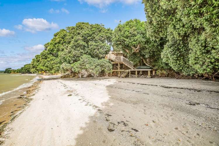 49 Torkar Road Clarks Beach_12