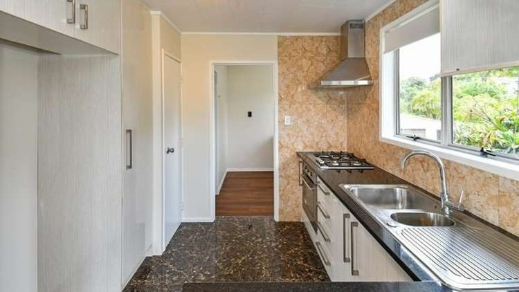 16a Mclean Avenue 10695_3