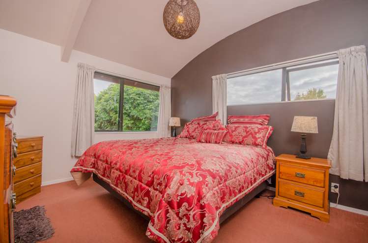 51a Chorley Avenue Massey_11