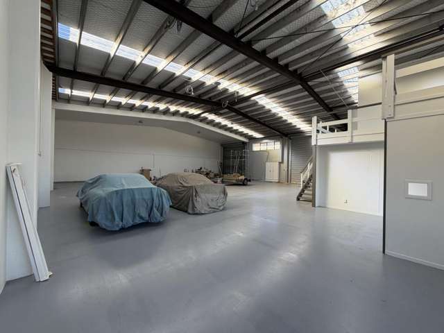 99 Birch Avenue Judea_3
