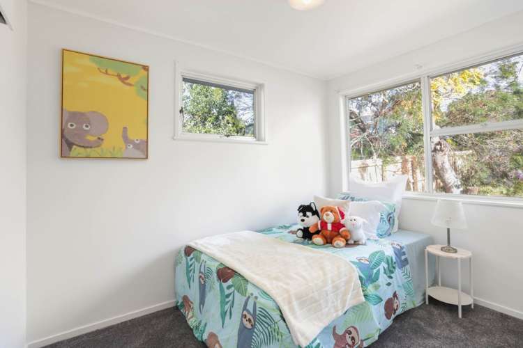 15 Karo Place Glendene_12