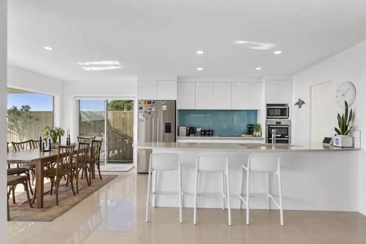 85 Karewa Parade Papamoa_12