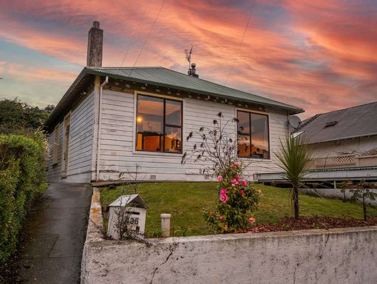 Dunedin mortgagee sale