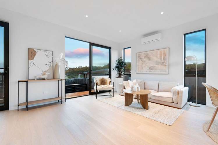 1 Thistledew Place Bayview_13