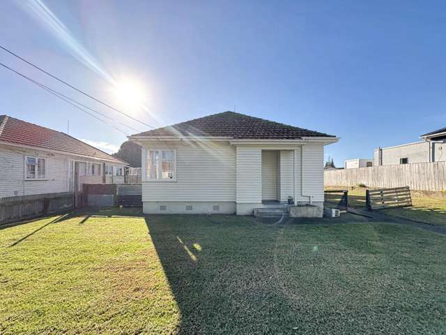 20 Swiss Avenue 1208_1