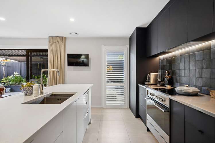 2 Magnum Drive Cromwell_6