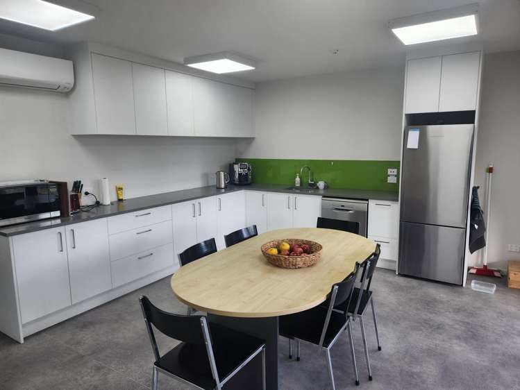 275 Fitzgerald Road Drury_11