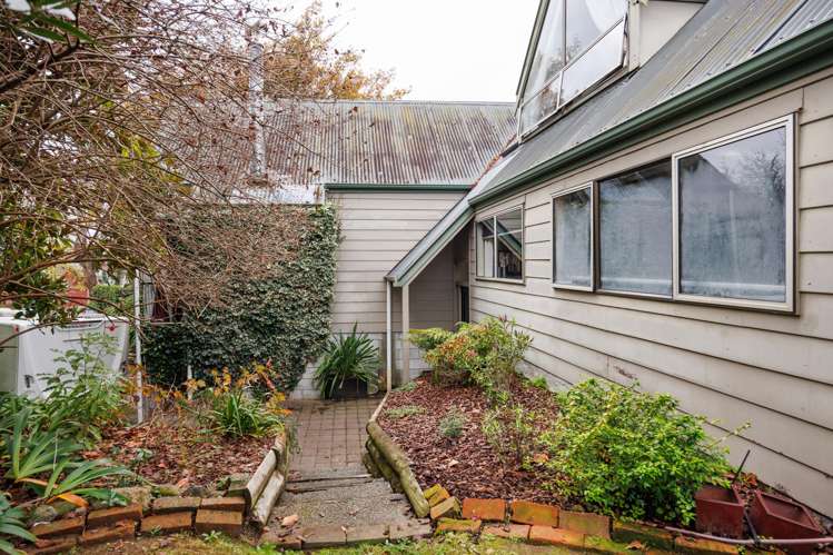 570 Featherston Street Roslyn_39