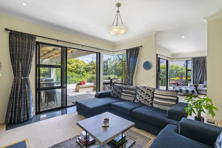 16 Renlee Place Cockle Bay_11