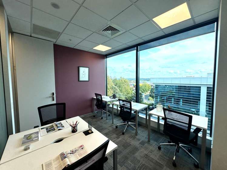 Building 4/61 Constellation Drive Rosedale_9