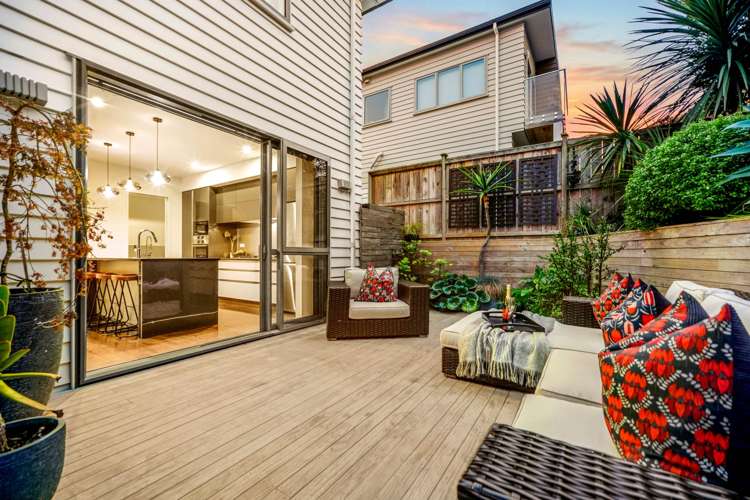 8 Carex Way Long Bay_8