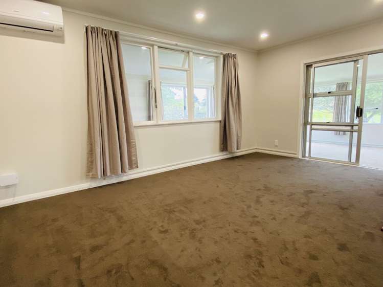 42 Caen Road Panmure_7