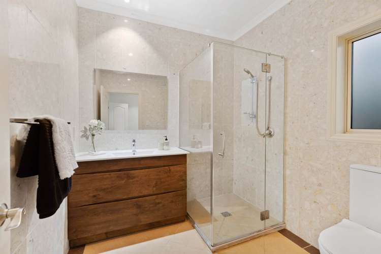 8 Normans Hill Road Onehunga_17