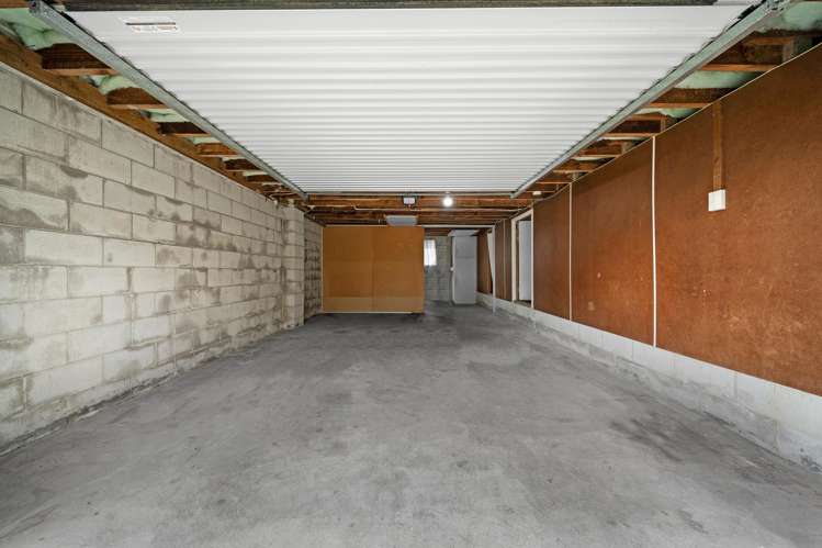 1/1 Griffen Park Road Mount Roskill_17