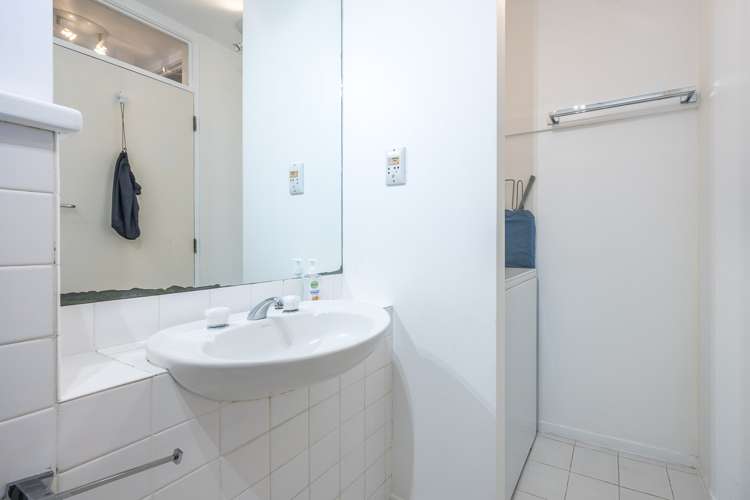 208/2 Maungawhau Road Epsom_13