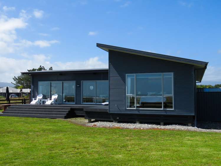 28 Elley Drive Carters Beach_1