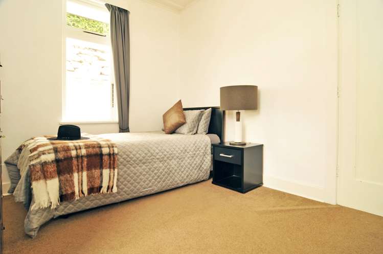 42 Easther Crescent Kew_9