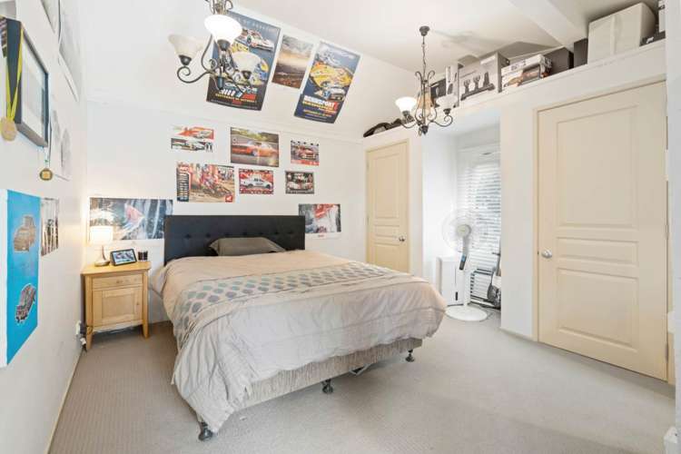 21 Roland Road Greenhithe_14