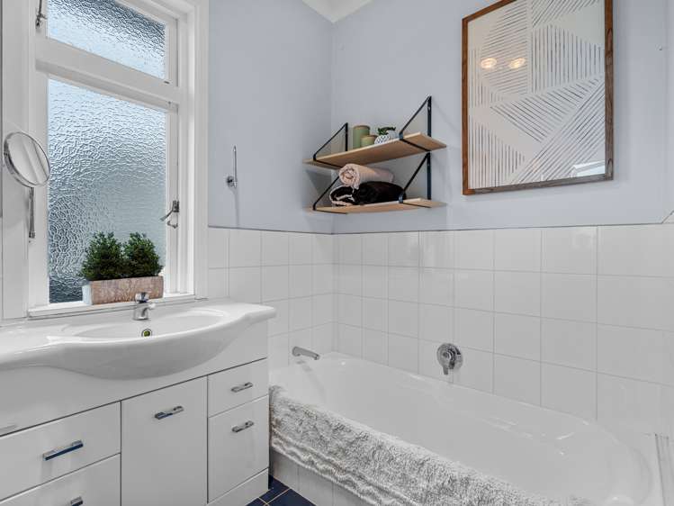 142 Edgecumbe Road Tauranga South_16