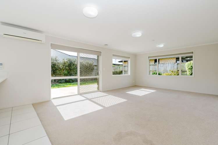 83 Mataroa Crescent_3