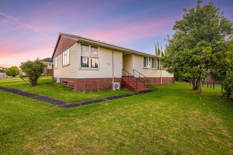 17 Alexander Crescent Otara_23