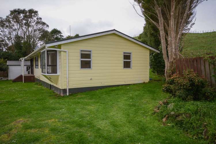 852 Upper Kina Road Opunake_7