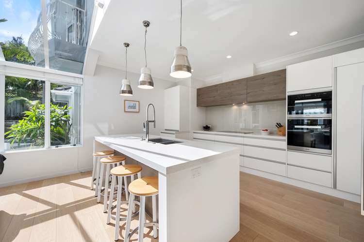 38 Anaheim Boulevard Shamrock Park_14