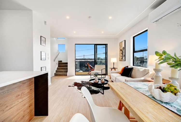 1/16 Binsted Road New Lynn_24