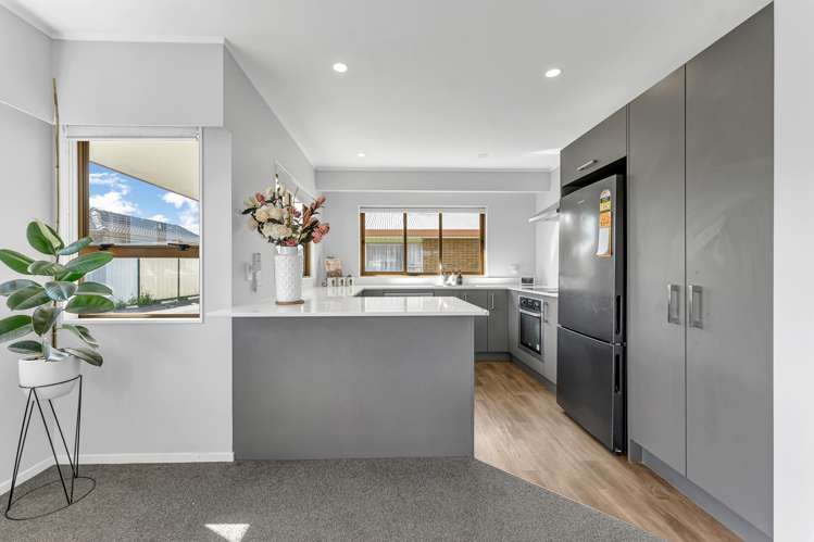 17 Edgewater Parade Waiuku_5