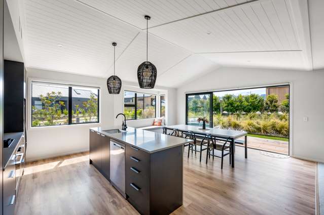 14 Gladbrook Street Wanaka_3