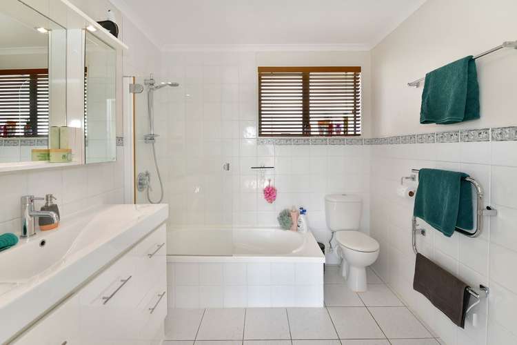 11 Parkwood Crescent Gulf Harbour_16