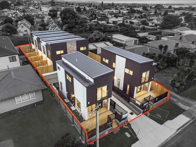 Modern Standalone Homes in Manurewa!