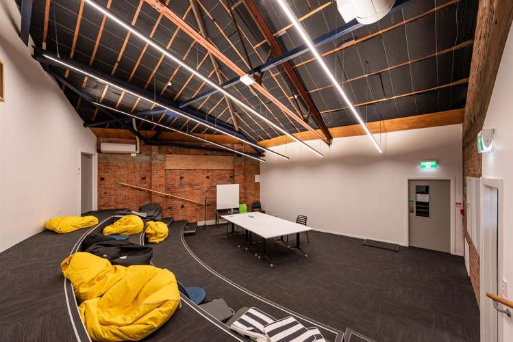 Level 1, 25 Courtenay Place Te Aro_8