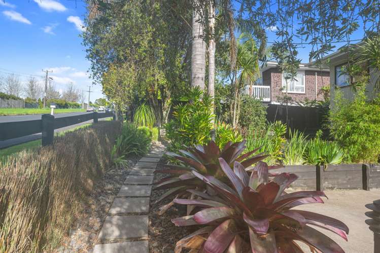 53 Okura River Road Okura_22