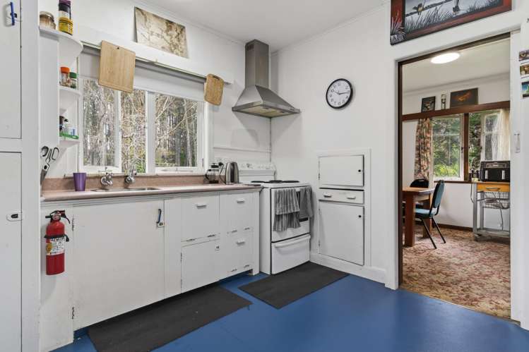 42 Ford Road Paparoa_10