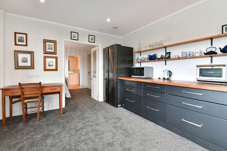 4 Claude Road Stanmore Bay_26