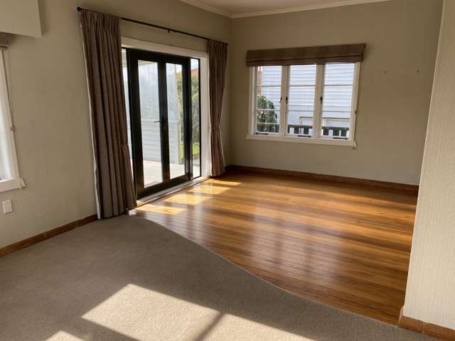 644 Teasdale Street 11385_2