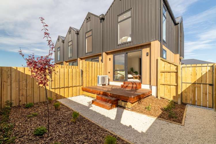 4/64 Ryan Street_3
