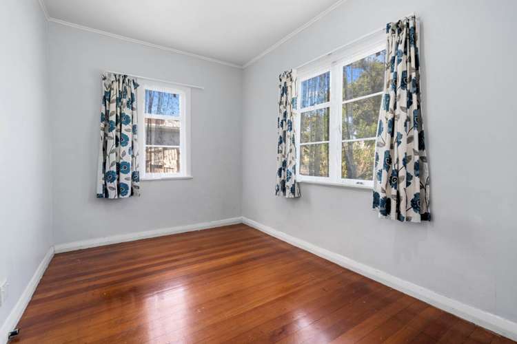 1 Reid Road New Lynn_8