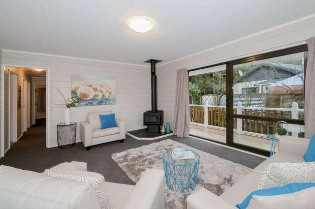 14 Hillside Drive Maoribank_3