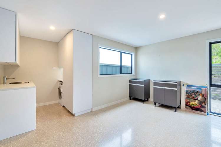 25a Pohutukawa Avenue Cockle Bay_16